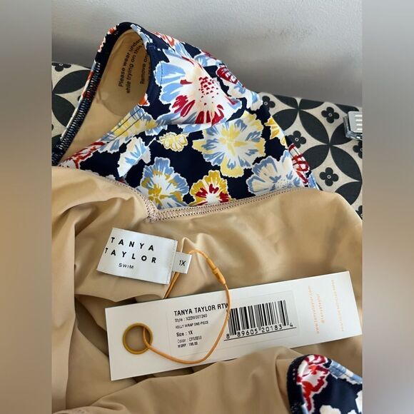 Tanya Taylor Kelly Wrap One-Piece NWT Size 1X - Picture 11 of 11